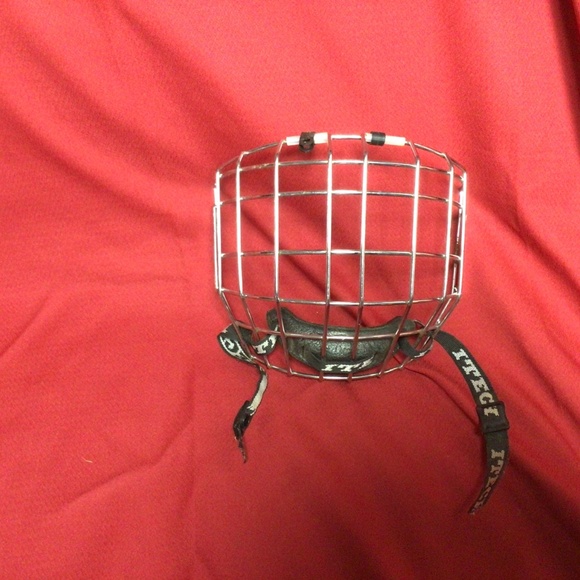2 ITECH metal face masks - Picture 5 of 5